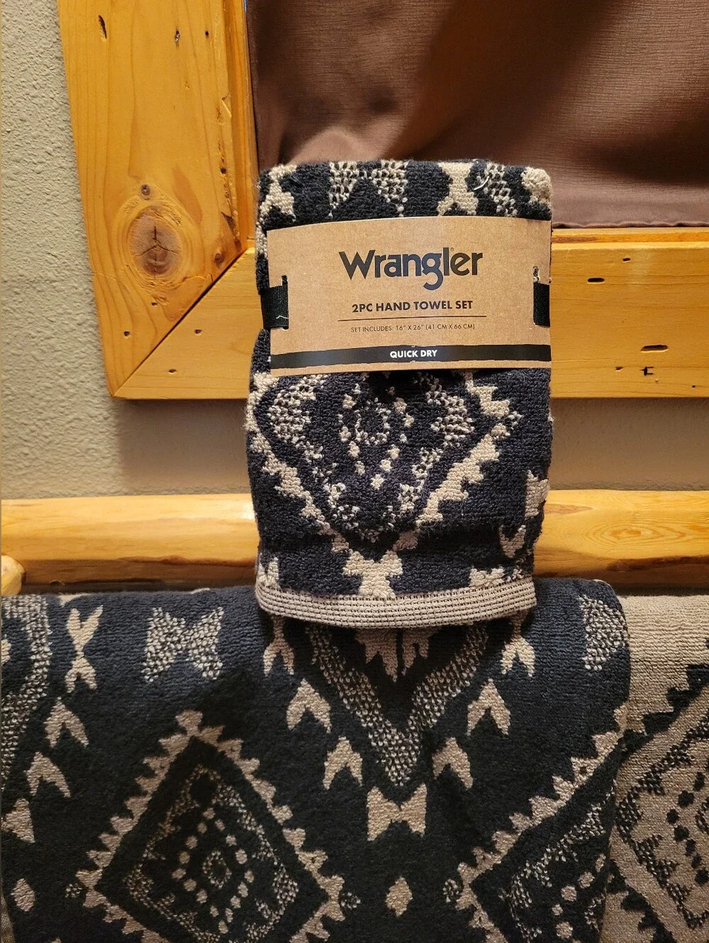 Wrangler Black and Tan Southwestern Hand Towel Set Buck Aztec 2 Bath 2 Hand